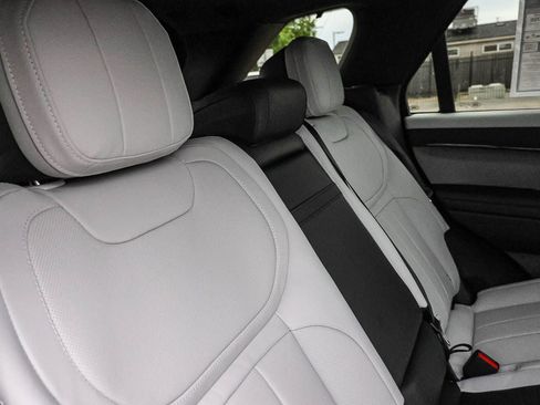 New 2026 Land Rover Range Rover Sport Dynamic SE AWD/4WD image 21