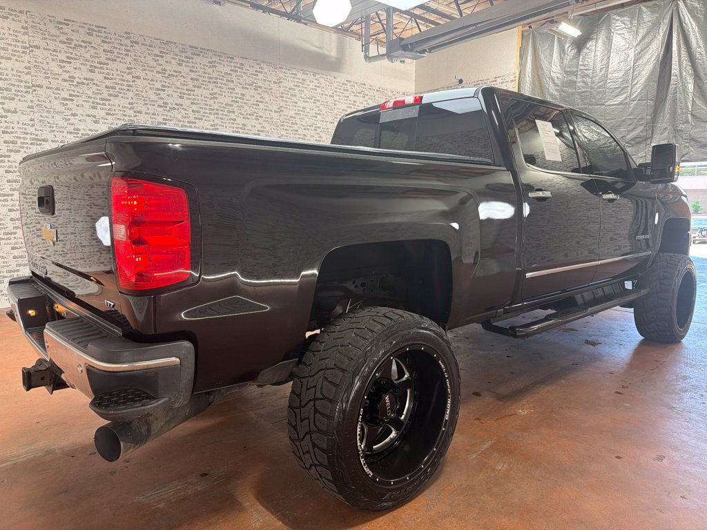 Used 2019 Chevrolet Silverado 2500 LTZ w/ Duramax Plus Package AWD/4WD image 7