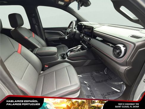 Used 2024 Chevrolet Colorado Z71 w/ Z71 Convenience Package 2 AWD/4WD image 29