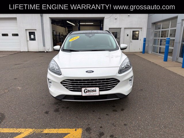 Used 2022 Ford Escape Titanium w/ Titanium Elite Package AWD/4WD image 3