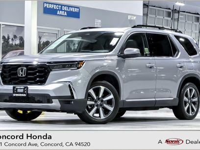 Used 2025 Honda Pilot Touring