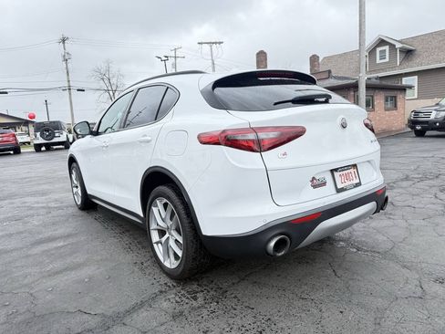Used 2018 Alfa Romeo Stelvio Ti Sport AWD/4WD image 8