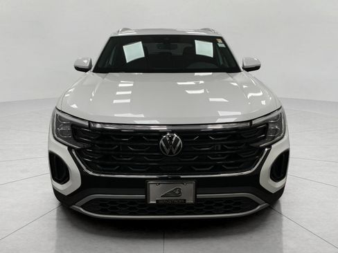 New 2026 Volkswagen Atlas Cross Sport SE image 11