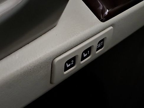 Used 2019 Lexus GX 460 Premium image 27