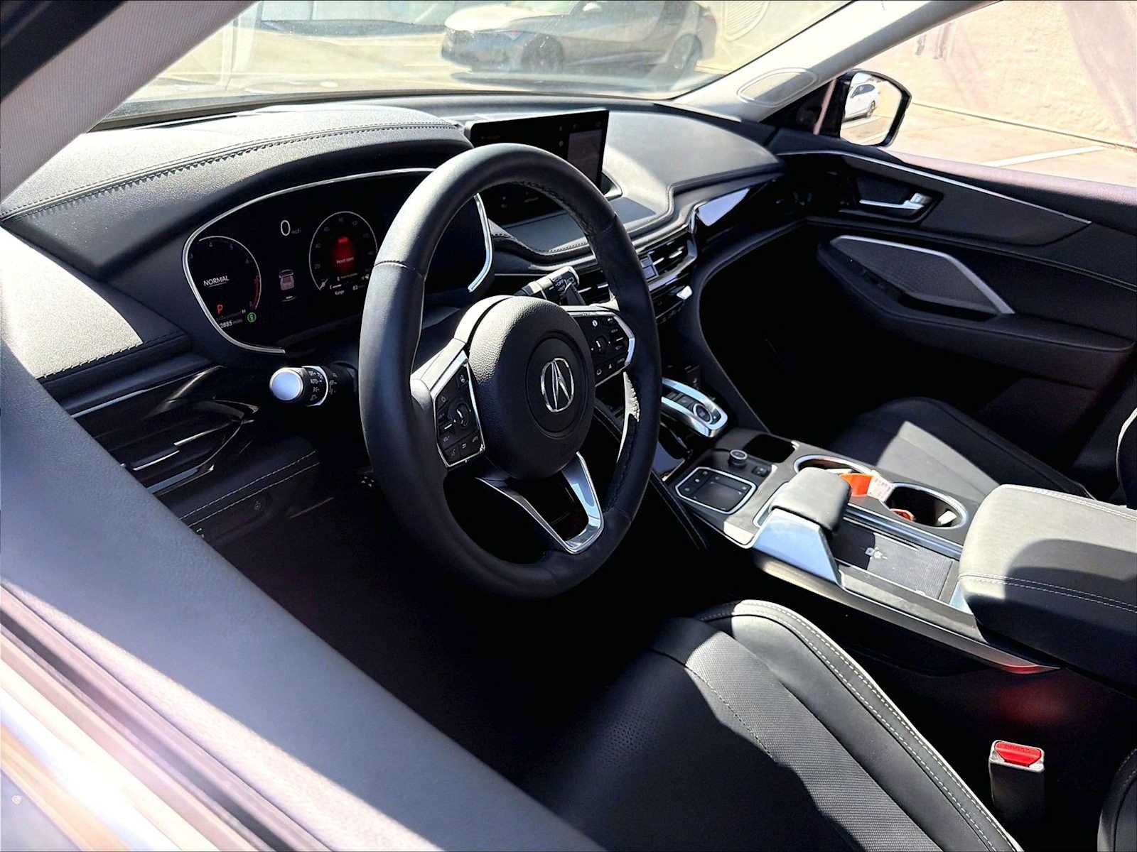 Used 2024 Acura MDX w/ Advance Package AWD/4WD image 15