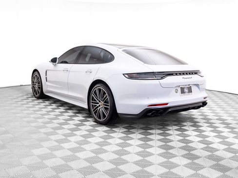 Used 2023 Porsche Panamera 4 Platinum Edition image 3