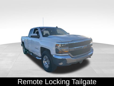 Used 2018 Chevrolet Silverado 1500 LT image 3