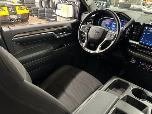 Used 2024 Chevrolet Silverado 1500 RST image 13
