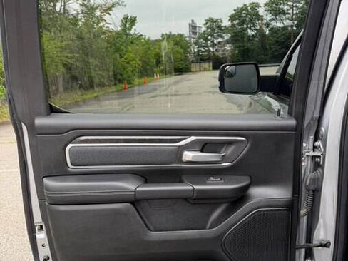 Used 2019 RAM 1500 Big Horn AWD/4WD image 31