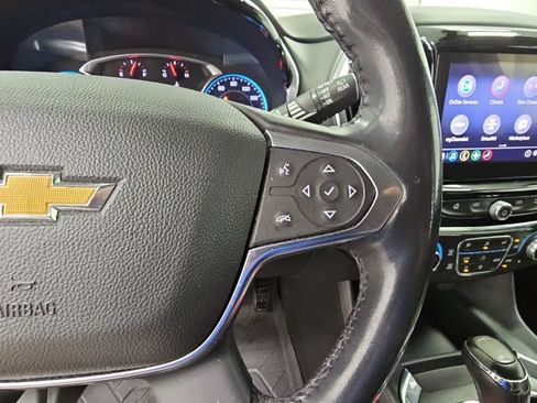 Used 2020 Chevrolet Traverse LT FWD image 27