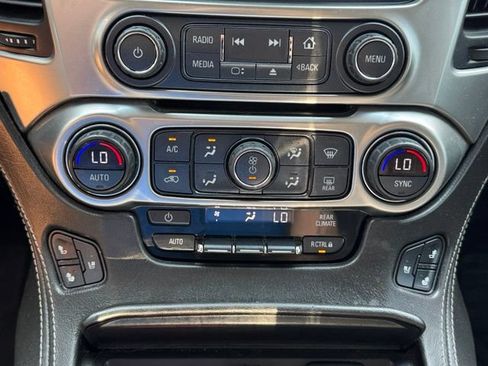 Used 2019 Chevrolet Tahoe Premier AWD/4WD image 26