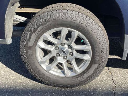 Used 2023 Chevrolet Silverado 1500 RST w/ Protection Package image 9