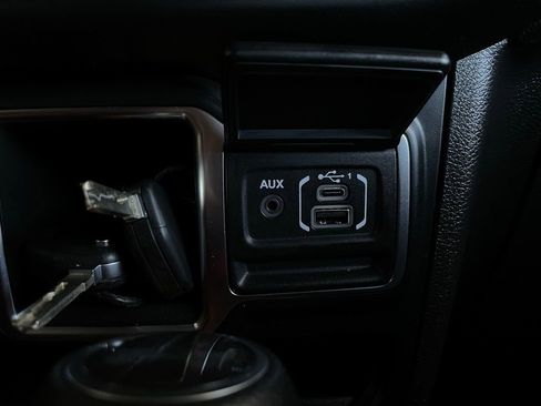 Used 2022 Jeep Wrangler Unlimited Sport image 44