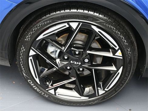 Used 2025 Kia K4 GT-Line image 5