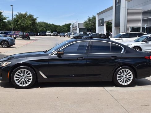 Used 2023 BMW 530i w/ Premium Package RWD image 12