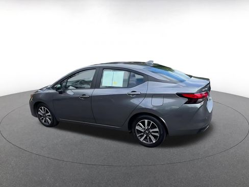 Used 2025 Nissan Versa SV FWD image 10