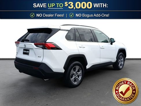 Used 2025 Toyota RAV4 XLE FWD image 7