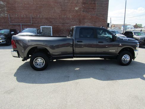 New 2026 RAM 3500 Big Horn AWD/4WD image 2