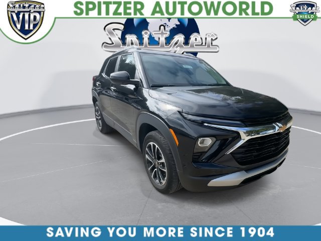 Used 2024 Chevrolet TrailBlazer LT w/ Convenience Package AWD/4WD image 3