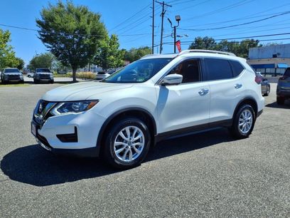 Used 2018 Nissan Rogue SV w/ Sun & Sound Touring Package