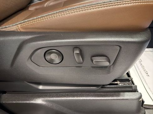 Certified 2021 Chevrolet Tahoe High Country w/ Premium Package image 15