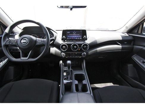 Certified 2025 Nissan Sentra S FWD image 9