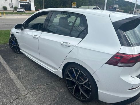 Used 2024 Volkswagen Golf R AWD/4WD image 8