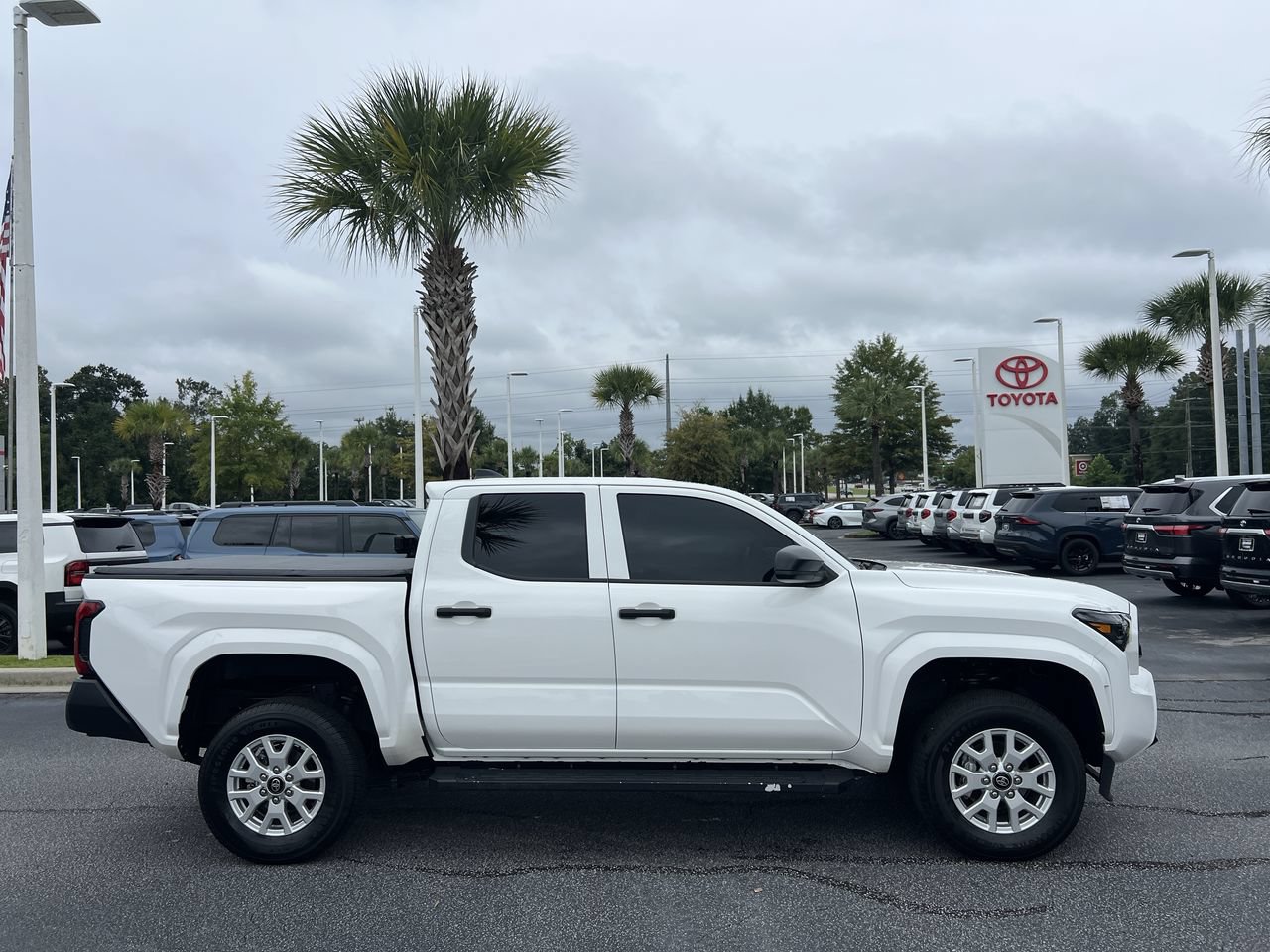 Used 2025 Toyota Tacoma SR RWD image 11