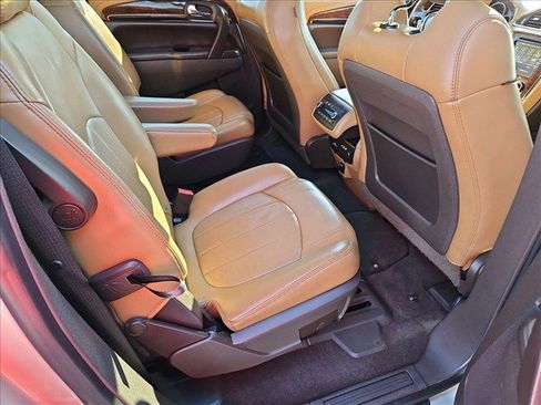Used 2015 Buick Enclave Leather FWD image 24