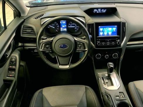 Used 2022 Subaru Crosstrek 2.0i Premium image 5