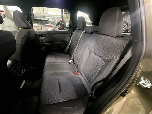 Used 2025 Subaru Forester Premium image 21