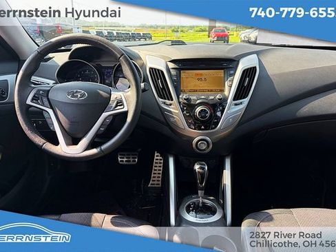 Used 2012 Hyundai Veloster w/ Style Pkg FWD image 22