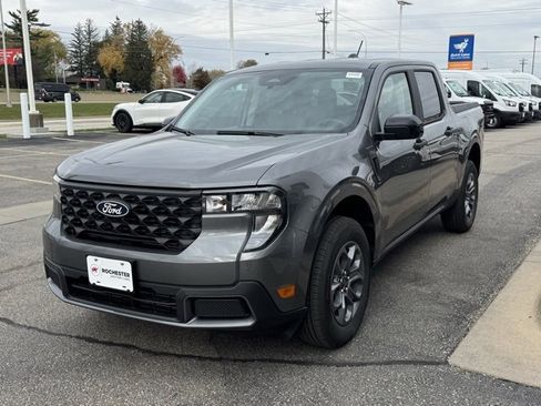 New 2025 Ford Maverick XLT w/ XLT Luxury Package image 30