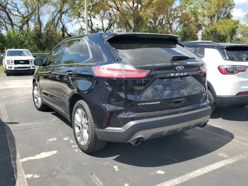 Used 2023 Ford Edge Titanium image 4