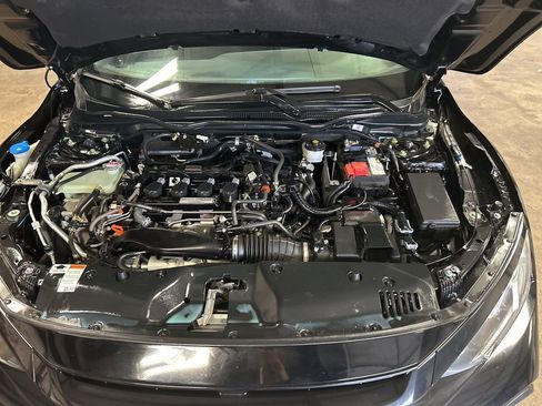 Used 2018 Honda Civic LX image 9