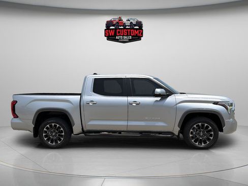 Used 2025 Toyota Tundra Limited AWD/4WD image 6