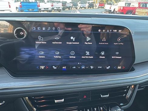 New 2026 Chevrolet Suburban LT w/ Comfort Package image 25