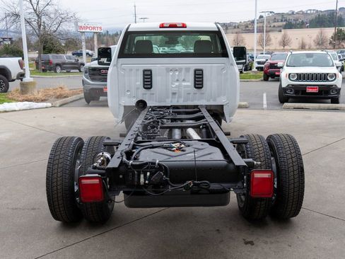 New 2026 GMC Sierra 3500 Pro image 6