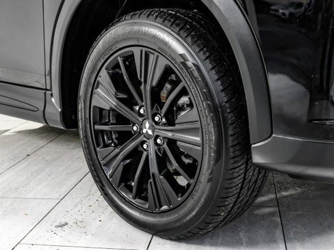 Used 2019 Mitsubishi Eclipse Cross LE image 54