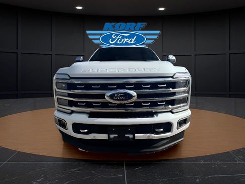 Used 2024 Ford F350 Platinum image 9