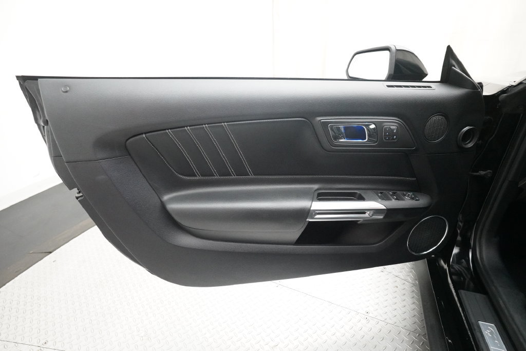 Used 2015 Ford Mustang GT Premium w/ Equipment Group 401A RWD image 25