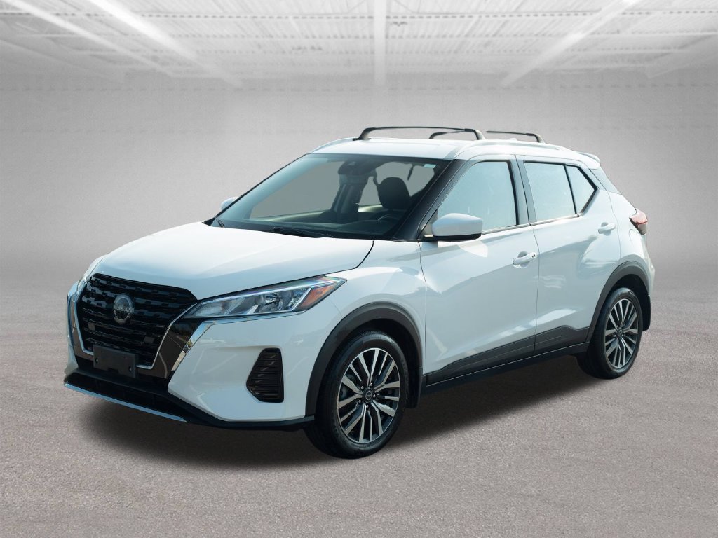Used 2023 Nissan Kicks SV w/ Interior Electronics Package FWD image 3