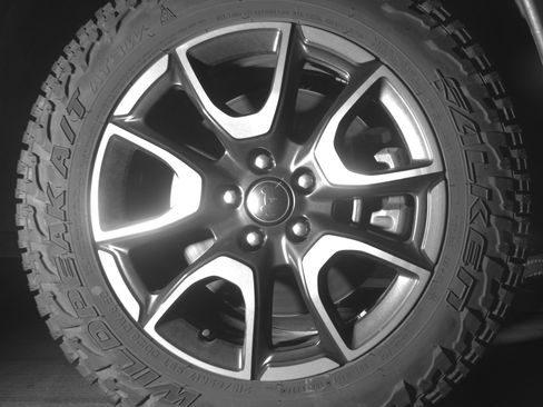 Used 2025 Jeep Compass Trailhawk AWD/4WD image 13