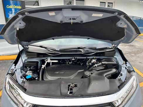 Used 2023 Honda Odyssey Elite image 54