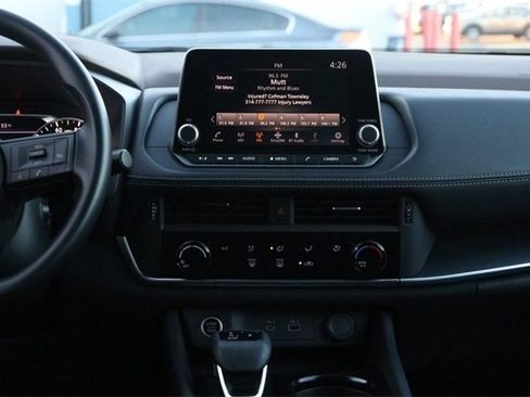 Certified 2023 Nissan Rogue S image 22