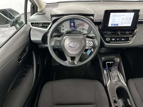 Used 2024 Toyota Corolla LE FWD image 10