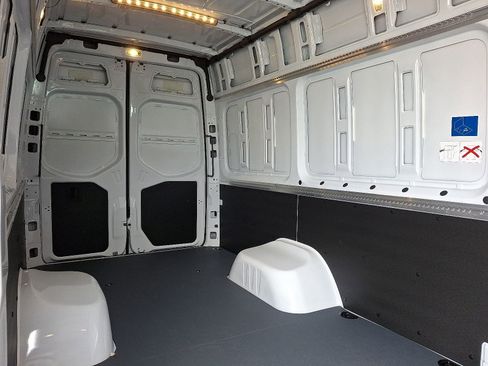 New 2025 Mercedes-Benz Sprinter 3500 image 6