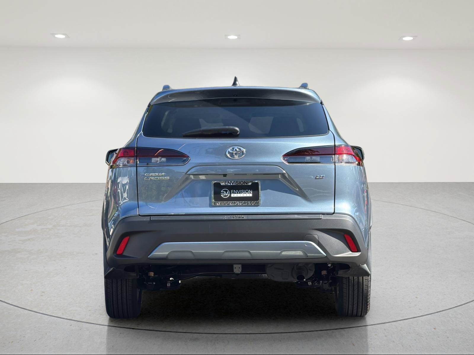 Used 2026 Toyota Corolla Cross LE w/ Moonroof Package FWD image 4