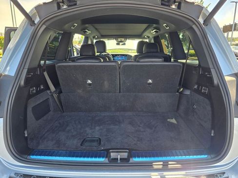 Used 2024 Mercedes-Benz GLS 450 4MATIC image 10