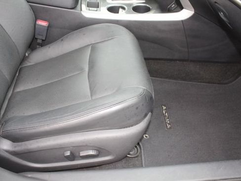 Used 2015 Nissan Altima 2.5 SL w/ Moonroof Package FWD image 13